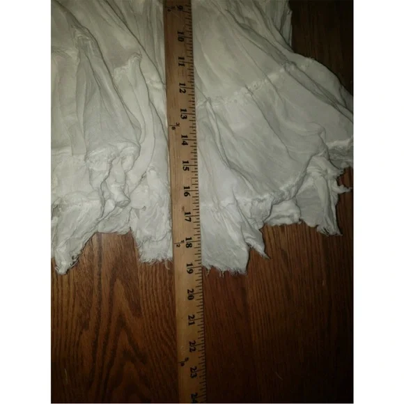 White Tiered Mini Skirt for Cocktail Events - Picture 9 of 10